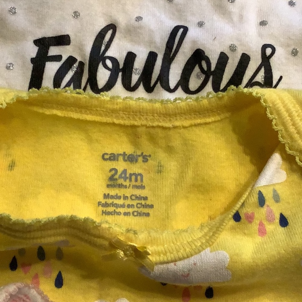 5 Carter’s Onesies 24M - Picture 9 of 9